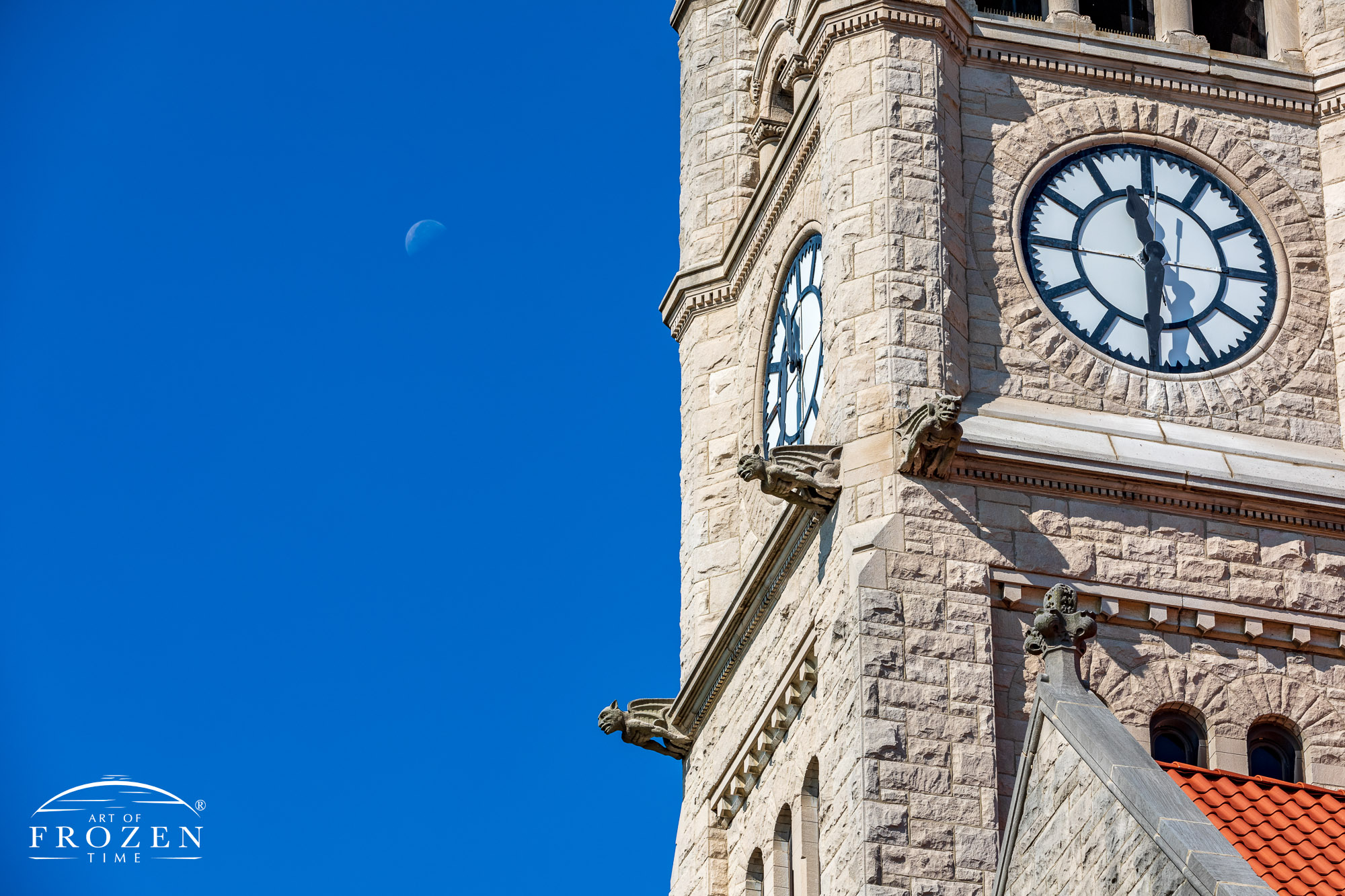 Close up of the Greene County Ohio Courthouse featuring the medieval looking Richardsonian Romanesque architecture