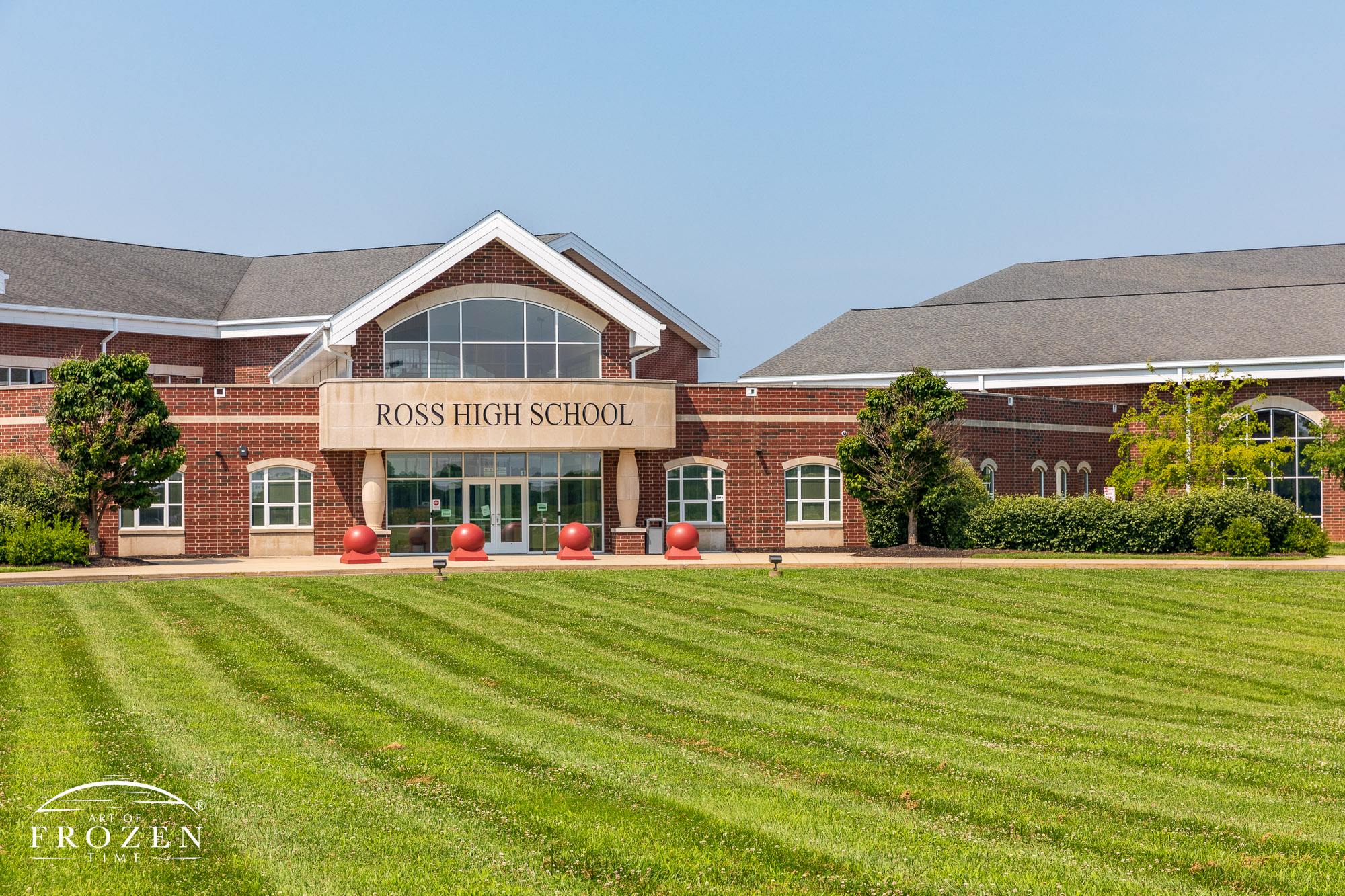 The school entrance of Ross High School in Butler County, Ohio.